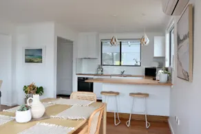 Waterview Retreat - Image 2