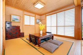 [10 min walk to Momiji Corridor] Free pick-up and drop-off at Kawaguchiko Station, free use of bicycles and BBQ equipment, view of Mt. Fuji! - Image 3