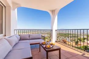 Ayma House Bellavista - Image 3