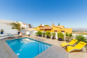 Ayma House Bellavista - Image 2