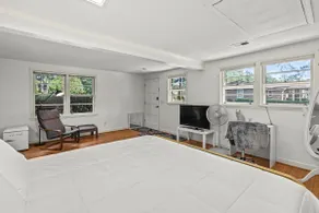 Private Studio Retreat, Pets Welcome - Image 2