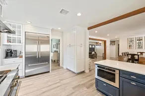 A Happy Home w/Sparkling Pool - Image 3