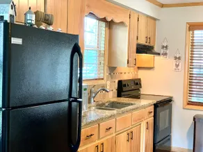 Quiet 1BR Home | Ideal for business travelers - Image 5