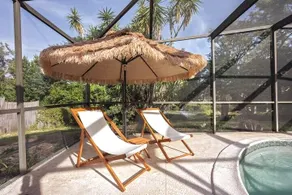 Cozy Lakefront Home w/ Pool -7 mins from Legoland - Image 3