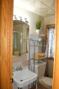 Charming suite in State College minutes from PSU - Image 4