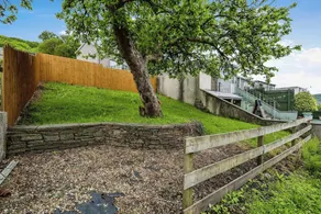Home in Neath near waterfalls - Image 2