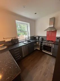 Beautiful 1 Bed Flat Sleeps 4 - Image 5