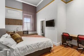Costello Hotels Pt Augusta - 2 Bedroom Suite - Image 3