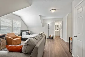 Quaint Indy Apartment~5 Min to Mass Ave~Garage - Image 5