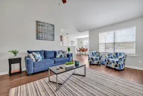 Charming Spacious 3BR Spring Hill Home! - Image 5