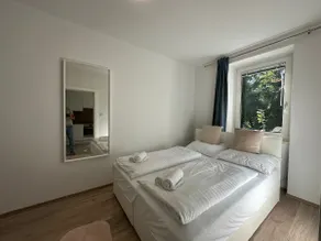 FeelHome-GolfClub-Balcony-4 Guests-WiFi-SmartTV - Image 5