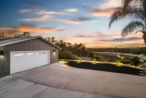 San Diego Pool House with Luxury King/Queen Suites - Image 5