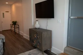Stylish 3BR in Historic Oxford - Image 3