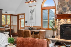 Snowbirdie - Located on Crystal Mountain Resort - Image 5