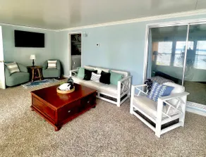 Lakeview Living - Image 5