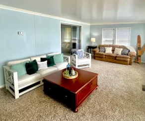 Lakeview Living - Image 4