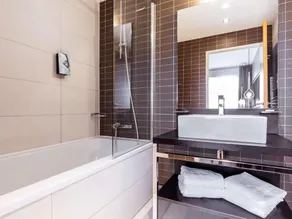 Deluxe flat 4 pax, A/C, pool, 1 min Disney park - Image 5