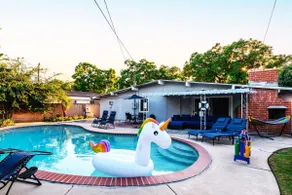 Vacation 4BR Oasis Near Disney Pool and Arcade - Image 4