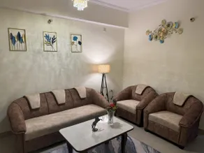 The Kuber, Premium Stay Near Assi Ghat and BHU - Image 2