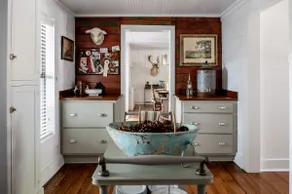 Cozy Winter Retreat | Steps to Town + Fire Pit Sui - Image 5
