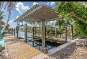 Tropical Island Oasis Full Home - Image 4