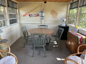 3 Bedrooms on clear water lake! - Image 5