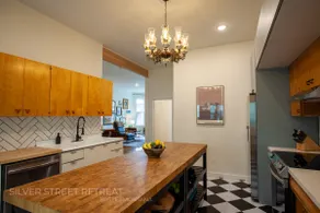 *Silver Street Retreat* Premier - Image 5