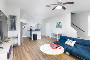 Oxford Oasis: 4BD/4.5BA by Ole Miss and the Square - Image 3