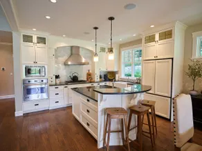 Beautiful Country home on a shared 4 acre parcel - Image 5