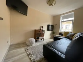 Modern 2BR Apt Near Park & Train Station in Old Town w Free Parking - Image 5