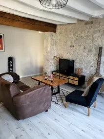 Charming tuffeau house - Image 2