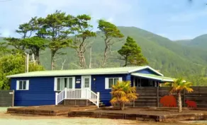 Tiki Escape w/ Amazing Mountain and Marsh Backdrop - Image 4