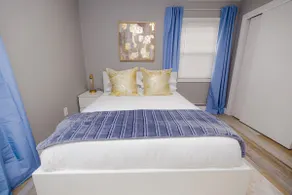Charming 2 Bedroom apartment - Image 4