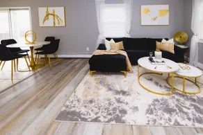 Charming 2 Bedroom apartment - Image 2