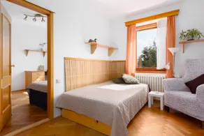4+1 house with garden near Prague - Image 2