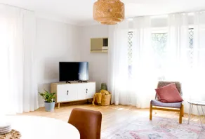 Spacious Two-Bedroom Retreat - Image 2