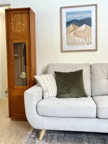 Charming Mid-Century Home near Garden of the Gods - Image 4