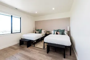 Brand new 3 bed 2 bath w/views - Image 5