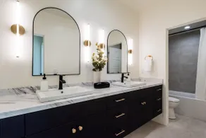 Brand new 3 bed 2 bath w/views - Image 4