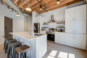 1 bed | Sleeper Sofa | 5 Min to Motorcycle Classic - Image 5
