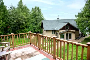 Beach Front Hideaway - Image 5