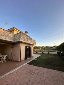 Villa marco simone family apartment with garden - Image 2