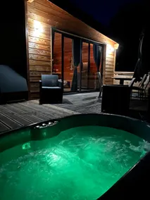 Cozy Lodge with Nordic Bath - Image 5
