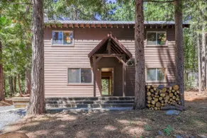 The Wildwood: Tahoe National Forest Cabin - Image 2
