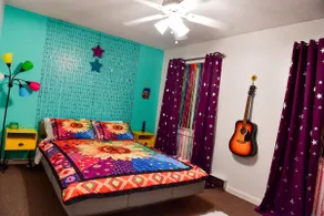 Hot Tub Time Capsule with Waterbed & Jukebox - Image 4