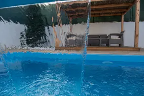 Sheltered Private Pool, Jacuzzi, View Villa Porthos - Image 5