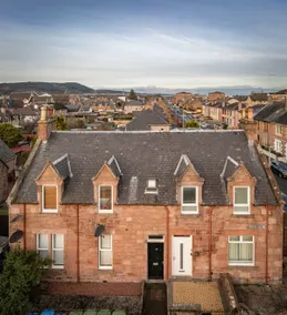 SweetNess River Flat • Cosy Inverness Home - Image 5