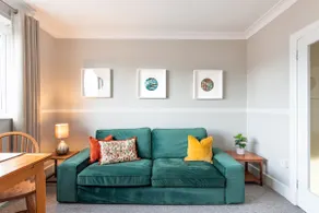 SweetNess River Flat • Cosy Inverness Home - Image 4