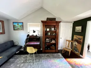 Fun East Nashville Studio - Image 2