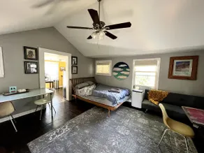 Fun East Nashville Studio - Image 3